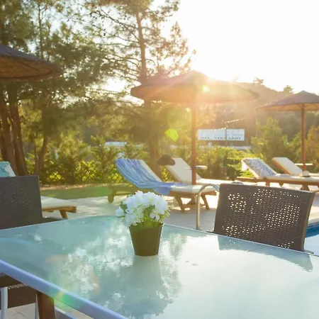 Vila Sun's Reach Tsairi