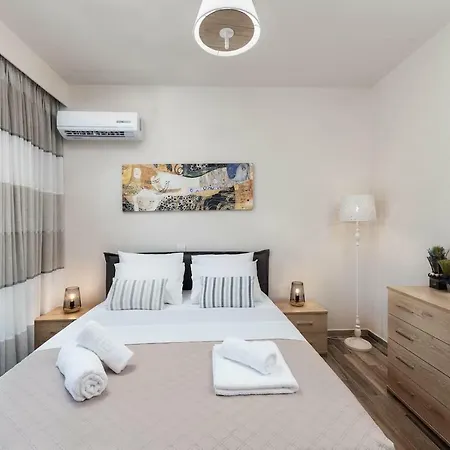 Sun's Reach * Tsairi