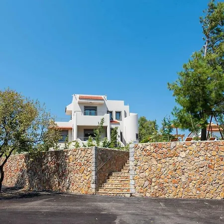 Sun's Reach * Tsairi