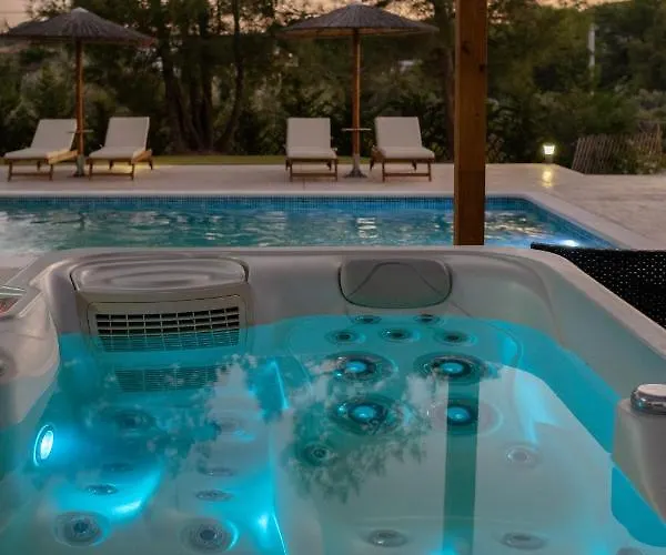 Willa Sun's Reach Tsairi